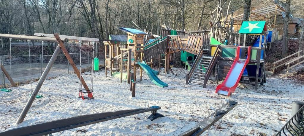Het Boshuisje In Durbuy Villa Exteriör bild